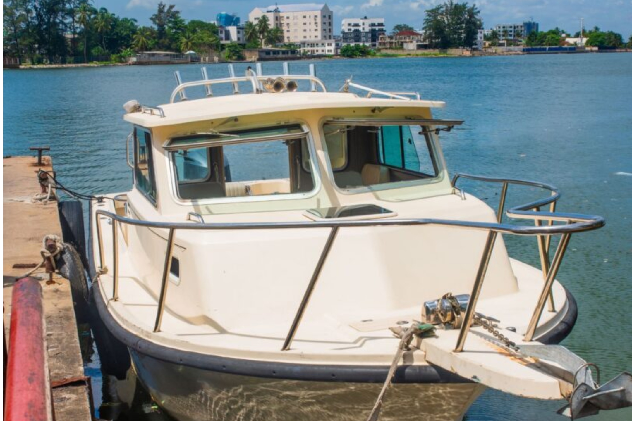 20-Passenger - Ilashe Beach Boat Charter